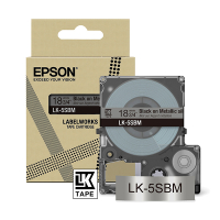 Epson LK-5SBM | svart text - metalliskt silver tejp | 18mm (original) C53S672094 084442