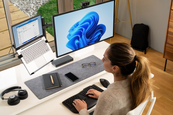 Laptophållare för VESA-monitorarmar | Kensington | svart SE400184 - 6