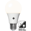LED lampa E27 | A60 | dag-natt sensor | 2700K | 8.2W [Star Trading]