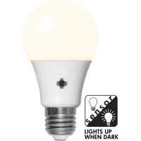 LED lampa E27 | A60 | dag-natt sensor | 2700K 11W [Star Trading] 357-07-2 361821