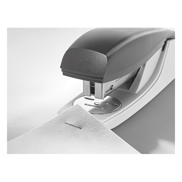 Leitz Häftapparat 30 ark | Leitz NeXXt Recycle | metall | röd 56040025 227611 - 3
