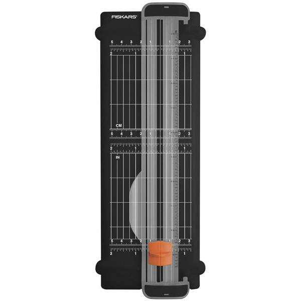 Pappersskärare rullblad A5 | Fiskars Titanium | 7 ark 5456 238851 - 1
