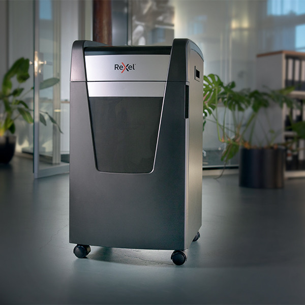 Dokumentförstörare P4 | Rexel Momentum Extra XP420+ [PALLFRAKT 33kg] 208272 - 2