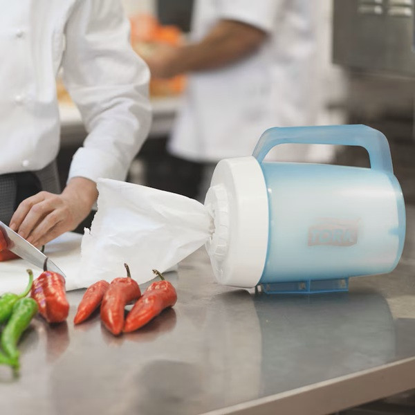 Dispenser för torkrullar | Tork M1 Bärbar Mini | vit/turkos SE200723 - 3